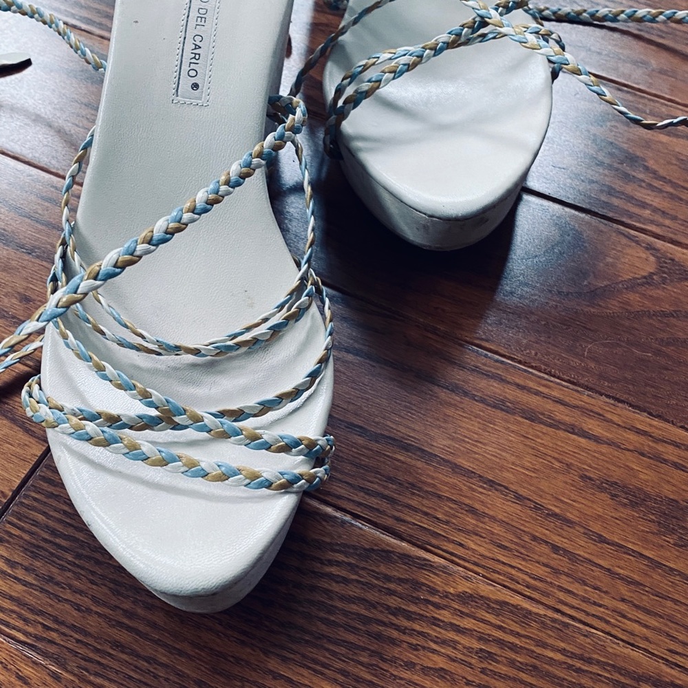 Roberto del Carlo Sandles